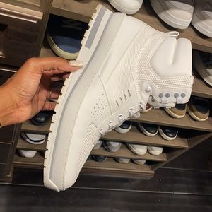 White Louis Vuitton Sneakers 👟